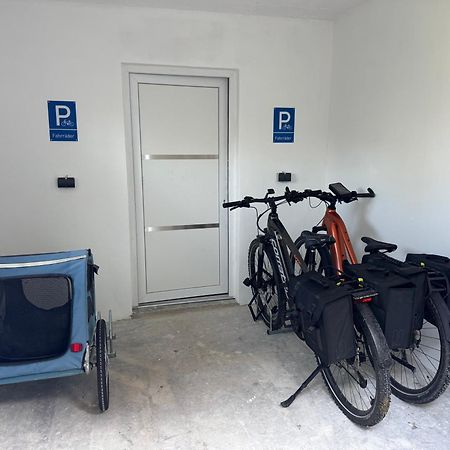 בורקן Ferienwohnung Am See Dillich - Eigener Garten - Ruhige Lage - Natur Vor Der Haustuer מראה חיצוני תמונה