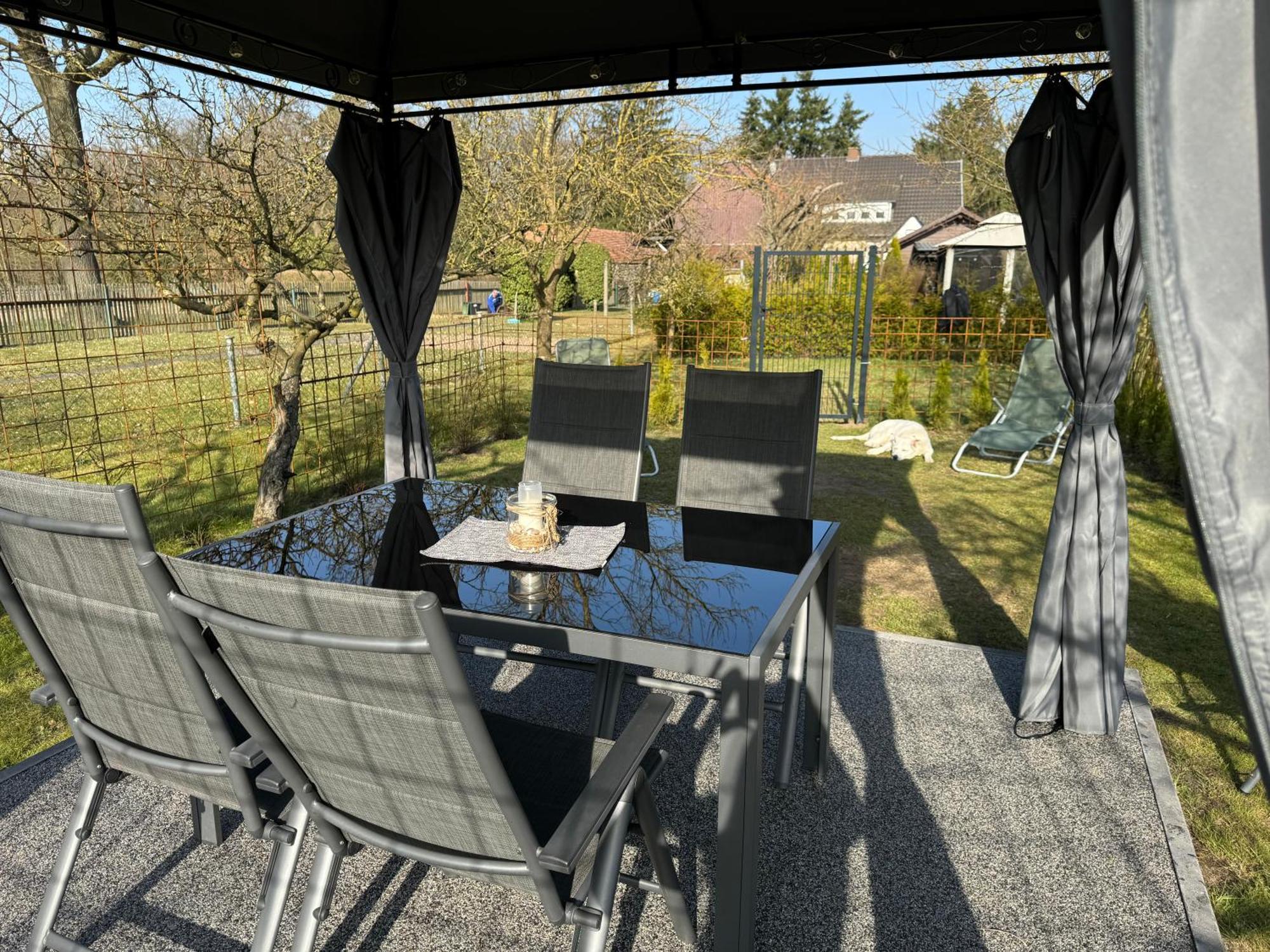 בורקן Ferienwohnung Am See Dillich - Eigener Garten - Ruhige Lage - Natur Vor Der Haustuer מראה חיצוני תמונה