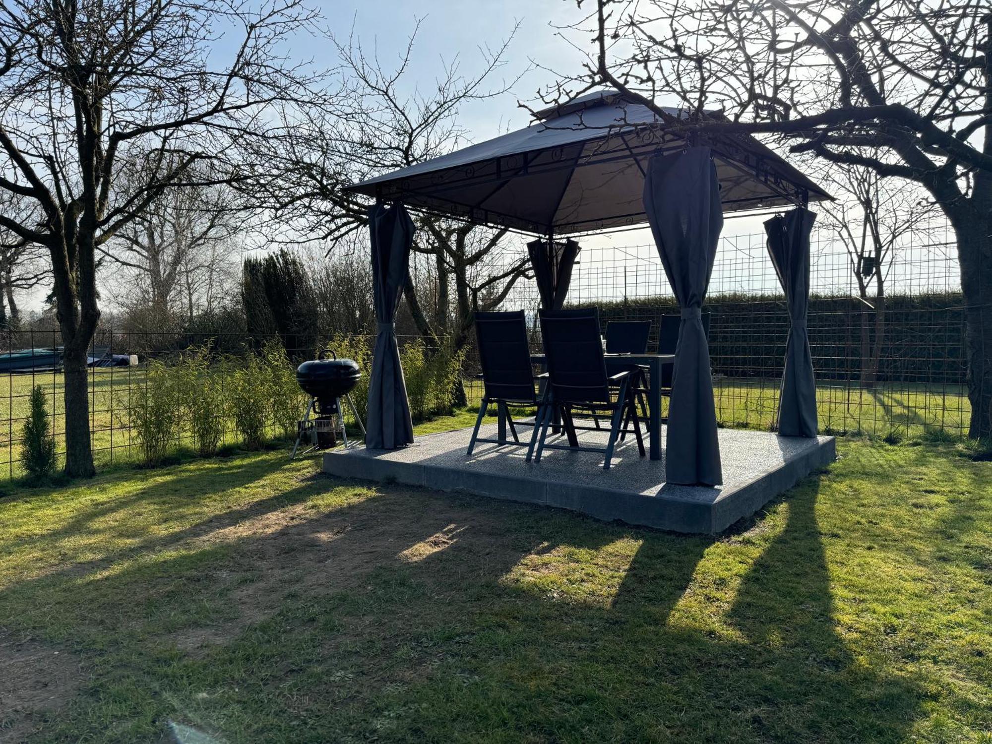 בורקן Ferienwohnung Am See Dillich - Eigener Garten - Ruhige Lage - Natur Vor Der Haustuer מראה חיצוני תמונה